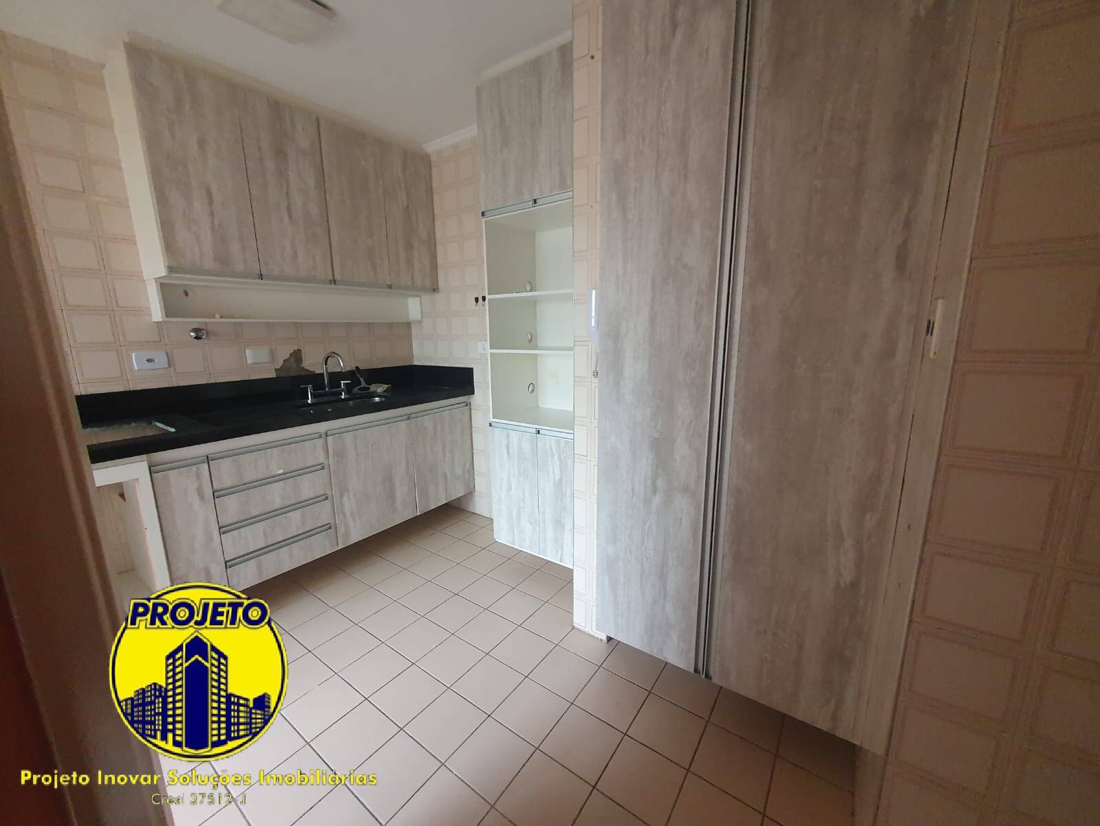 Apartamento para alugar com 3 quartos, 75m² - Foto 15