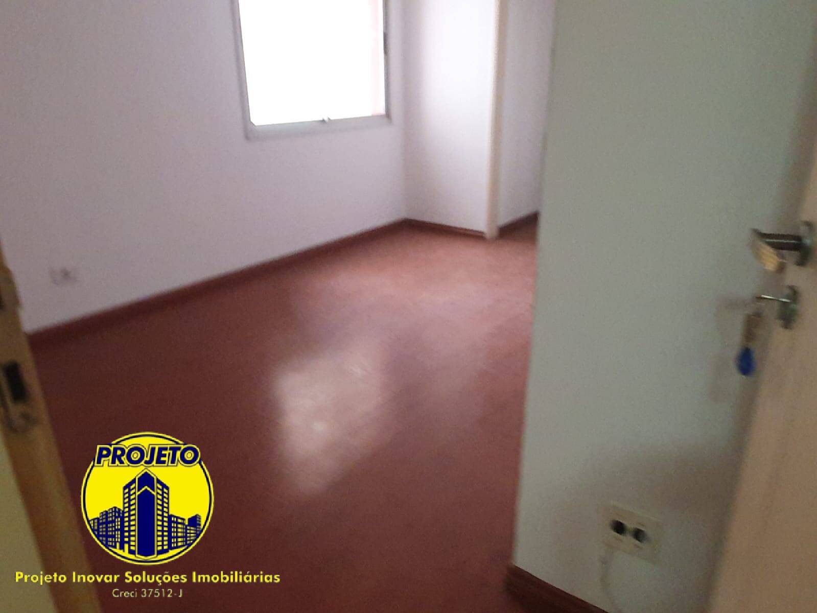 Apartamento para alugar com 3 quartos, 75m² - Foto 10