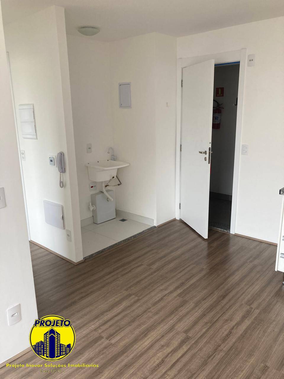 Apartamento para alugar com 2 quartos, 40m² - Foto 4