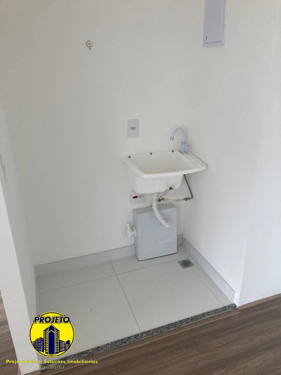 Apartamento para alugar com 2 quartos, 40m² - Foto 13