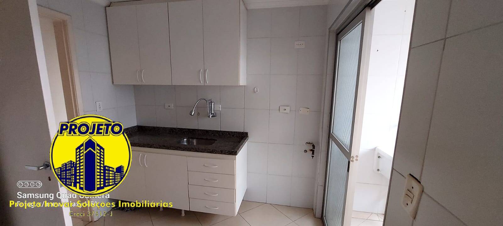 Apartamento para alugar com 2 quartos, 56m² - Foto 6