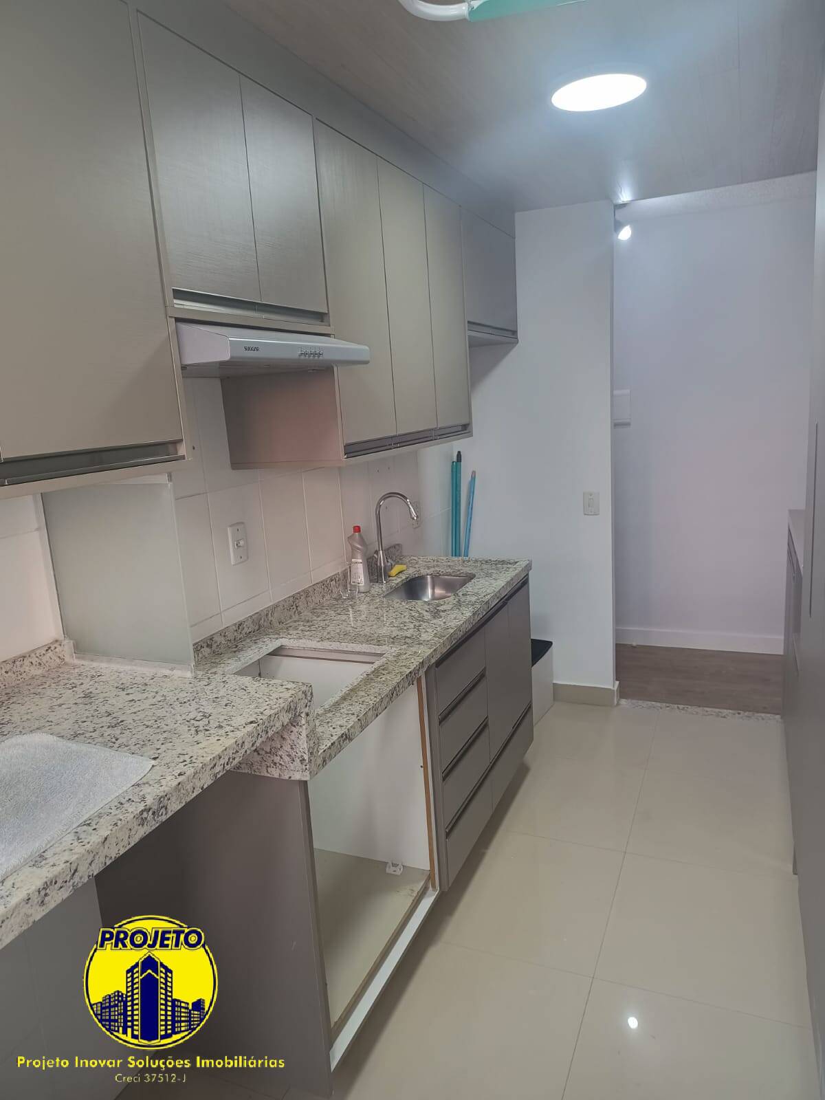 Apartamento à venda com 2 quartos, 50m² - Foto 17