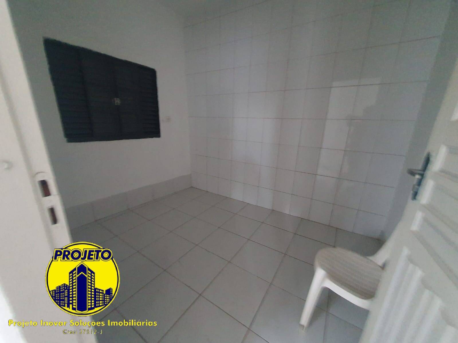 Casa à venda com 4 quartos, 150m² - Foto 13