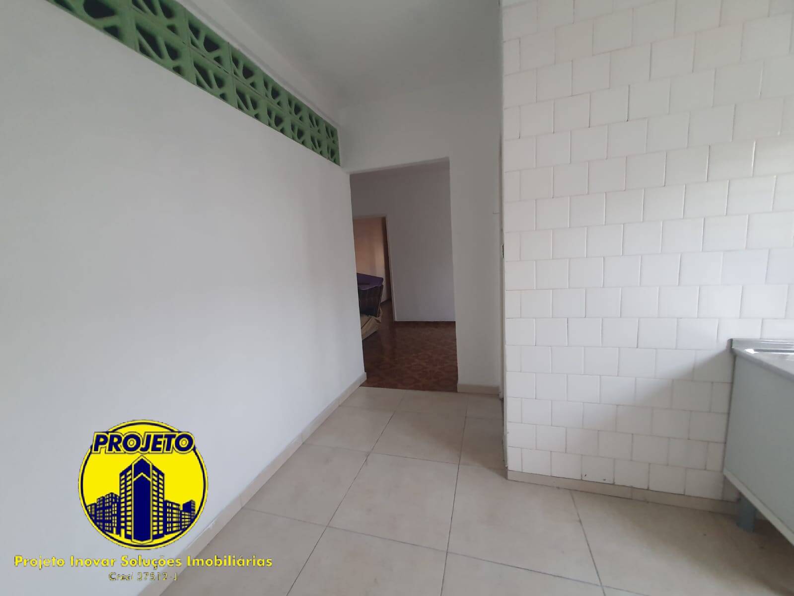 Casa à venda com 4 quartos, 150m² - Foto 12