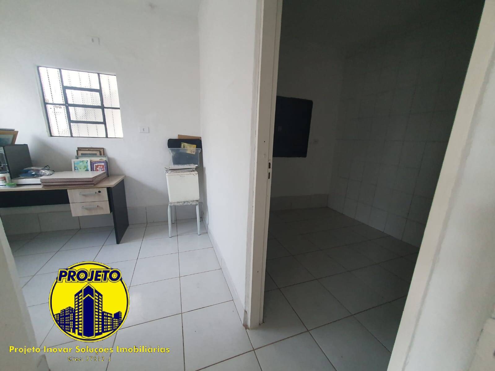 Casa à venda com 4 quartos, 150m² - Foto 11