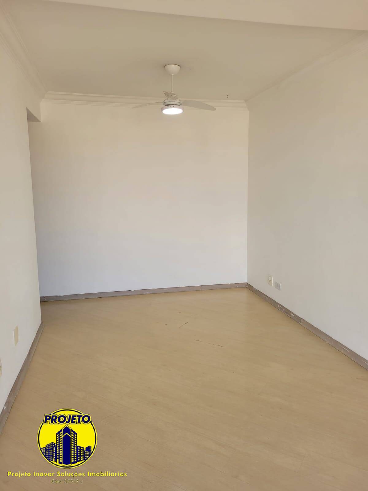 Apartamento à venda com 2 quartos, 58m² - Foto 3