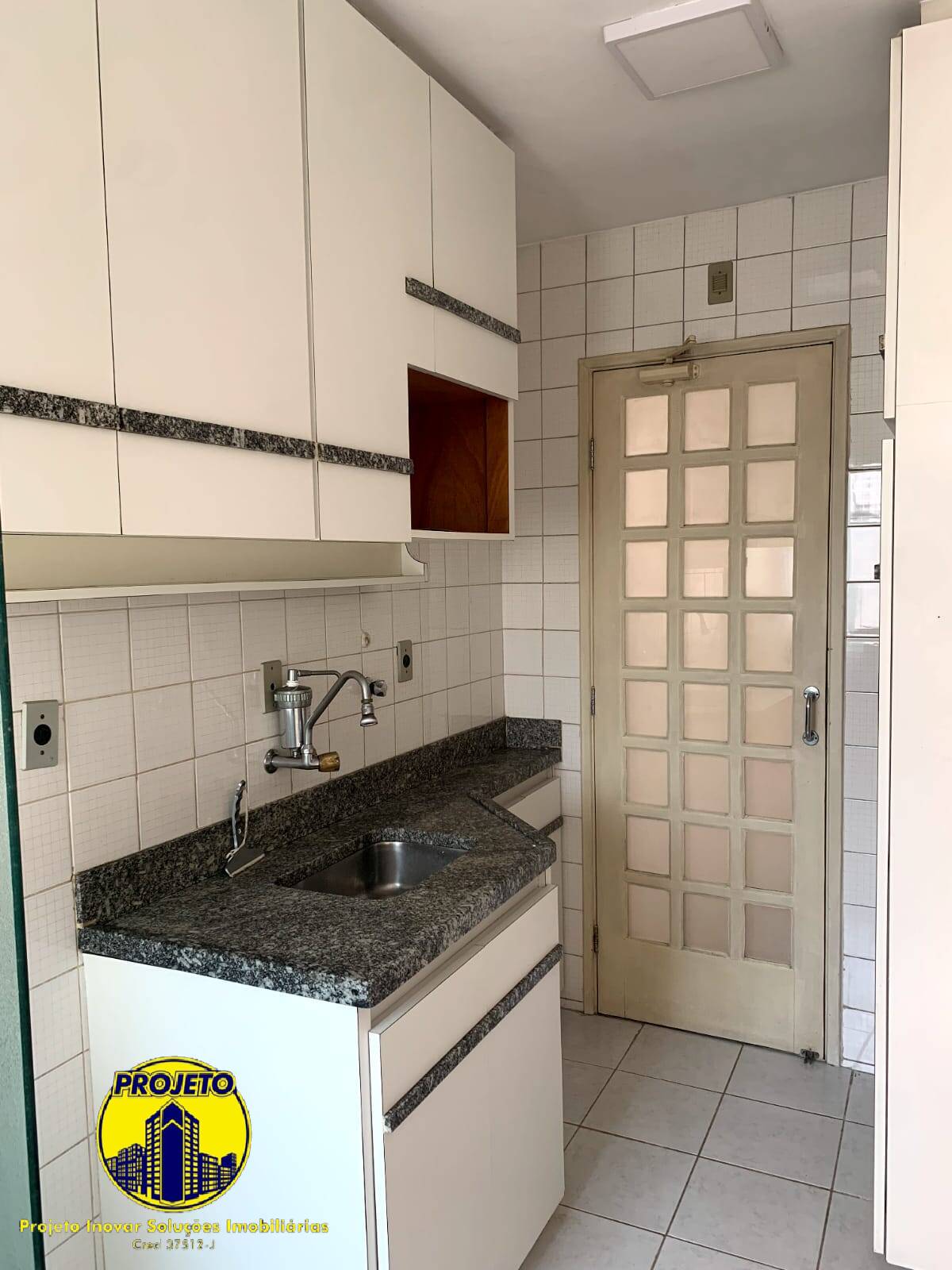 Apartamento à venda com 2 quartos, 70m² - Foto 10