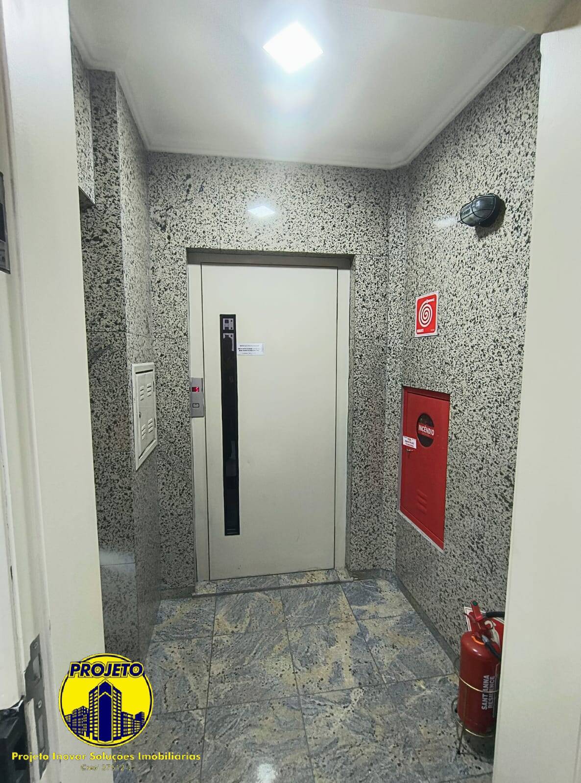 Apartamento à venda com 3 quartos, 280m² - Foto 12