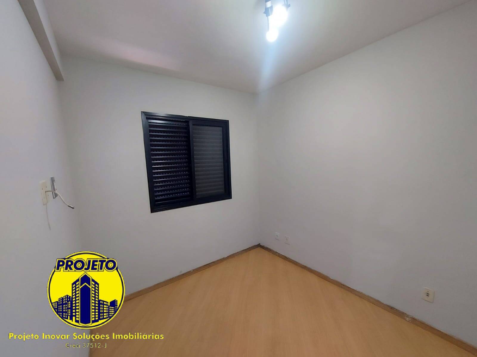 Apartamento para alugar com 2 quartos, 54m² - Foto 11