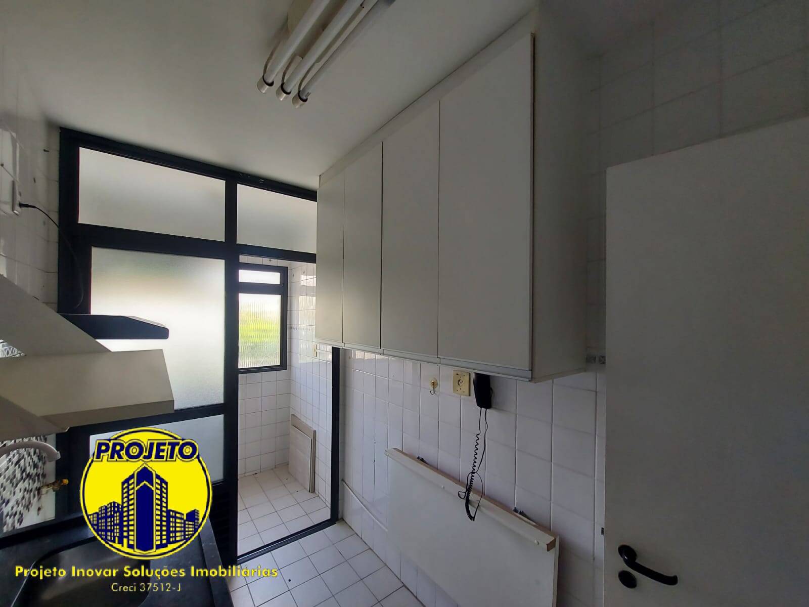 Apartamento para alugar com 2 quartos, 54m² - Foto 7